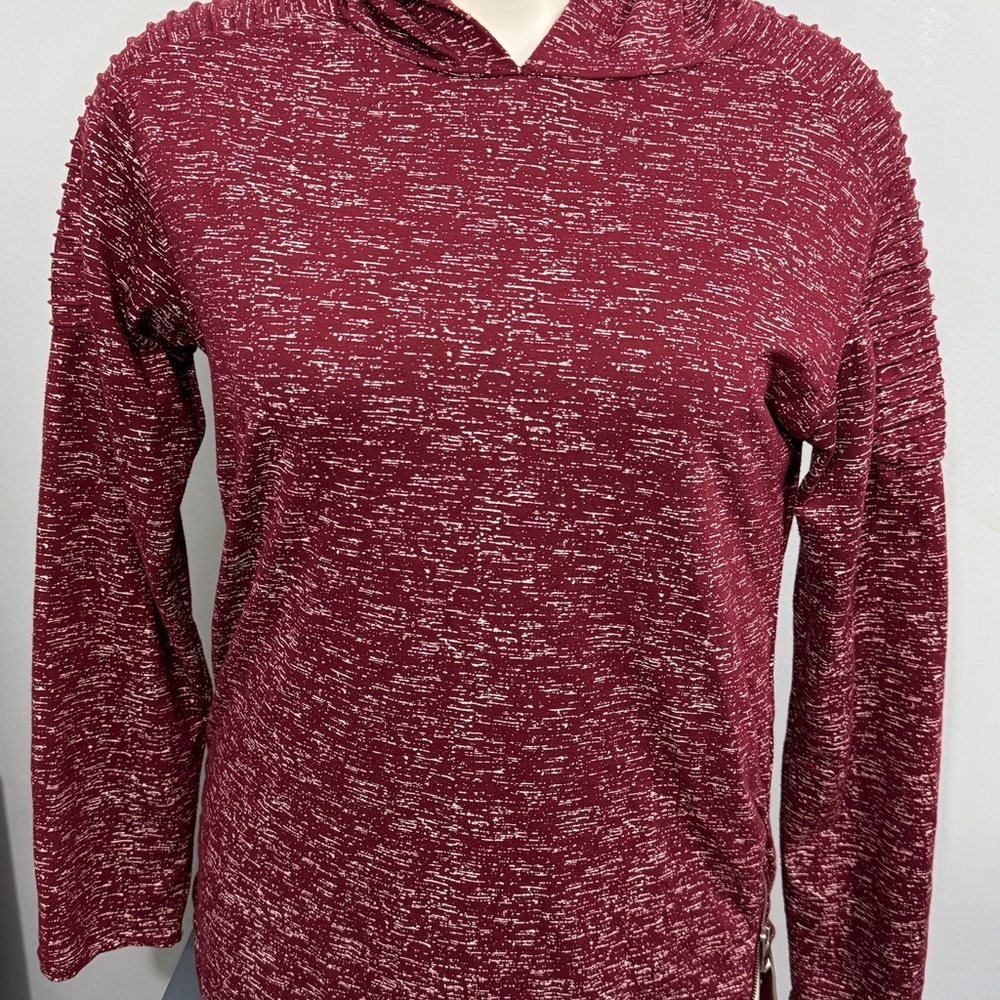 Carbon Women Maroon Textured Hoodie Zippered Sides